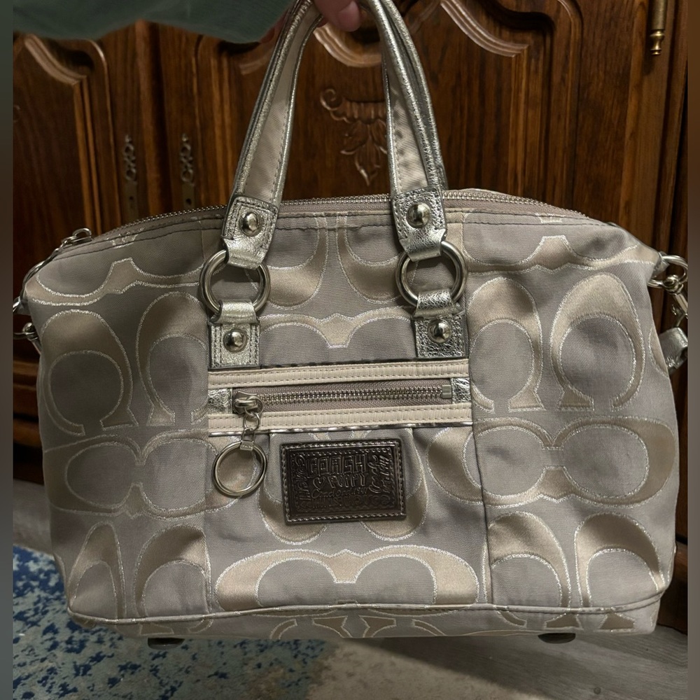 Coach Poppy Taupe Tan Hand Shoulder Bag Silver Trim